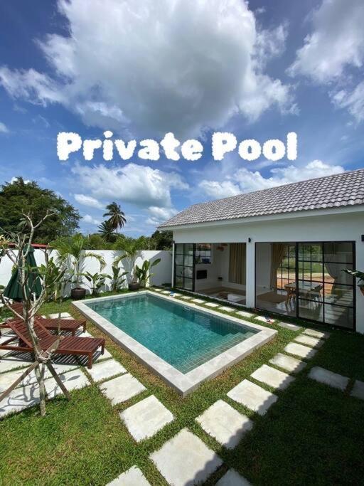Allure Villa Cempaka Private Pool Kuantan Luaran gambar