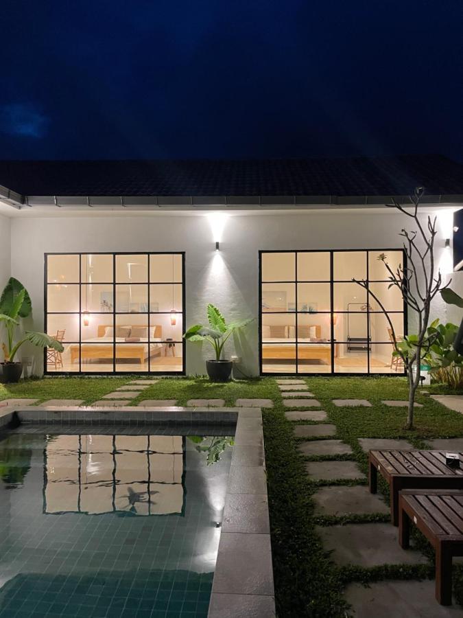 Allure Villa Cempaka Private Pool Kuantan Luaran gambar